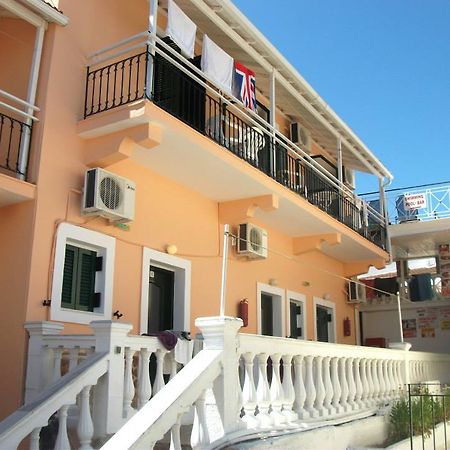 Hotel Miami Sea View Kávos Екстериор снимка