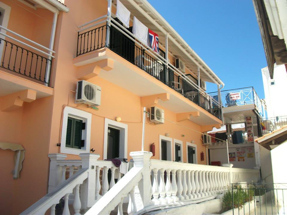 Hotel Miami Sea View Kávos Екстериор снимка