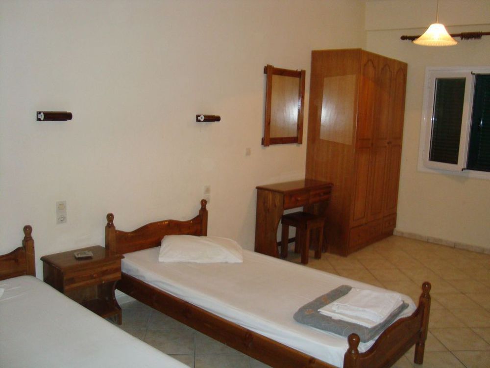 Hotel Miami Sea View Kávos Екстериор снимка